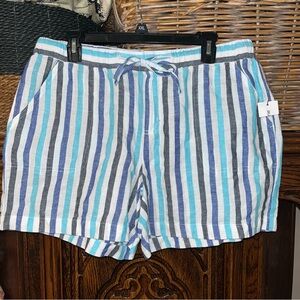 Liz Claiborne Blue and White Striped Women Shorts new!